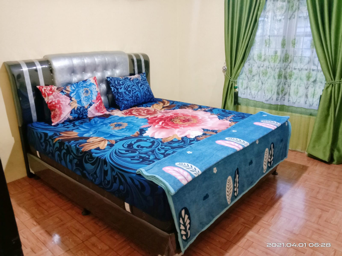 Bedroom 3, Malin's Homestay, Bukittinggi
