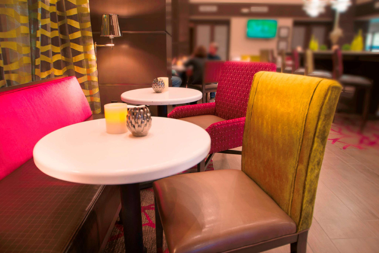 Food & Drinks 4, Hampton Inn & Suites La Porte, Houston