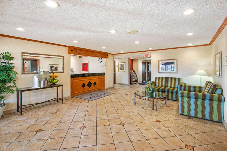 Public Area 3, La Quinta Inn & Suites by Wyndham Albuquerque Journal Ctr NW, Bernalillo