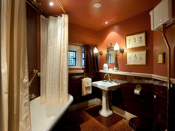 Bathroom 3, Coombe Abbey Hotel, Warwickshire