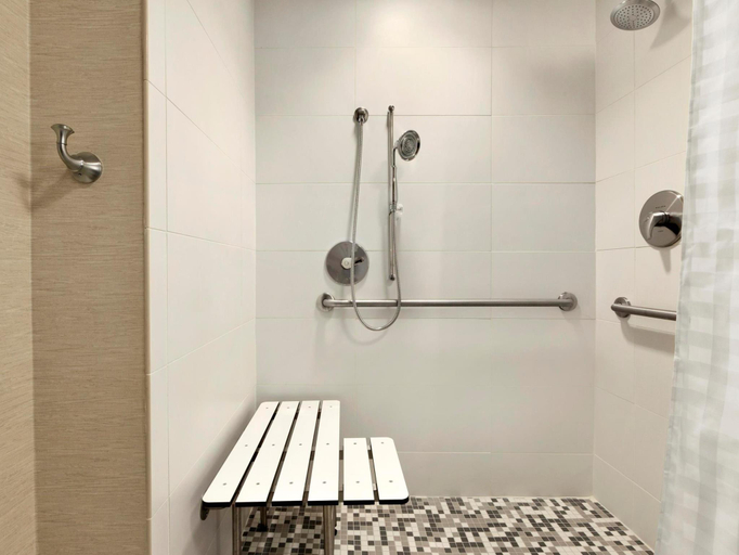 Bathroom 4, Embassy Suites by Hilton Greenville Downtown Riverplace, Greenville