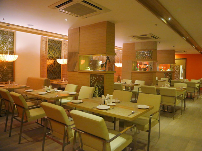 Food & Drinks 5, Hotel Park N, Krishna