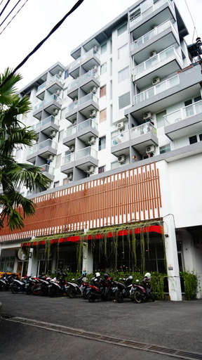 Exterior & Views 2, Golom Alpha Room by Vivo Apartment, Sleman