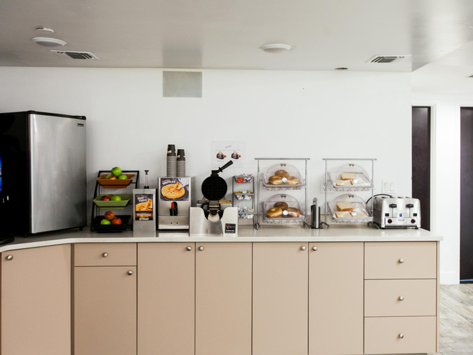 Food & Drinks 4, BKLYN House, New York