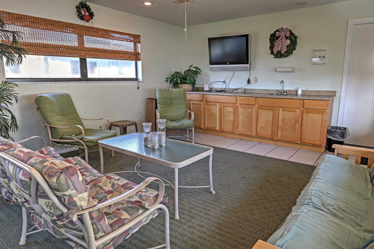 Public Area 2, Tuckaway Shores Oceanfront Resort, Brevard