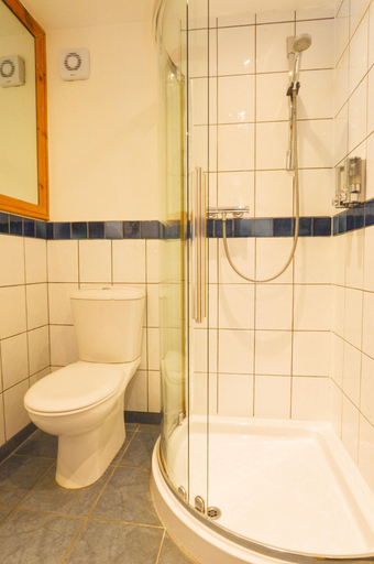 Bathroom 3, The Oyster Inn, Argyll and Bute