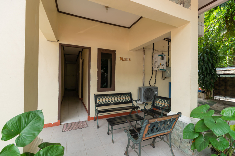 Others 5, RedDoorz near Pondok Indah Water Park, South Jakarta