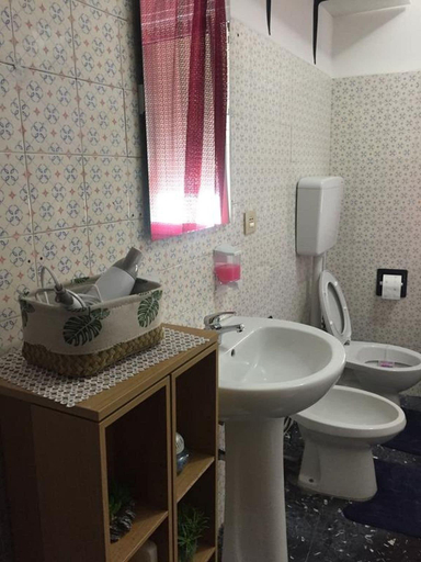 Bathroom 5, BB Stay Station, Venezia