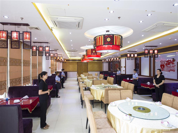 Food & Drinks 5, Vienna Hotel Zhanjiang Haibin Avenue Jinsha Bay, Zhanjiang