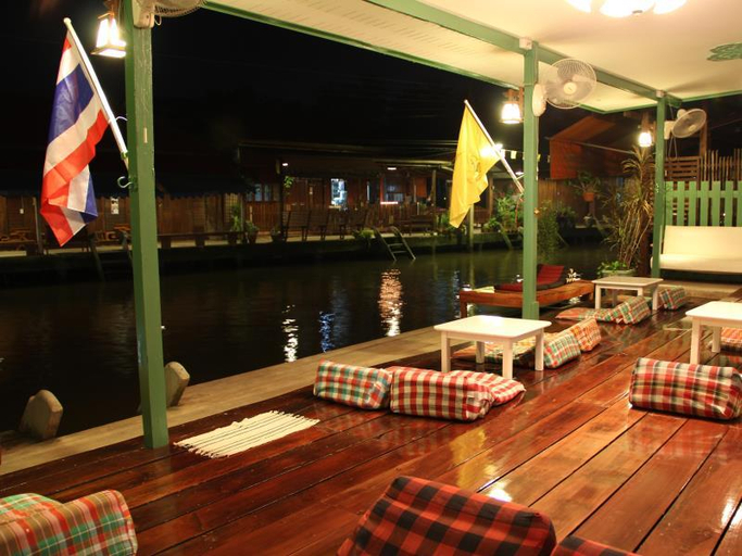 Food & Drinks 5, Baanrak Amphawa Homestay, Amphawa