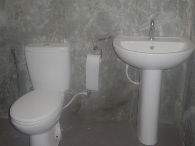 Bathroom 4, Coralworld Hotel, Weligama