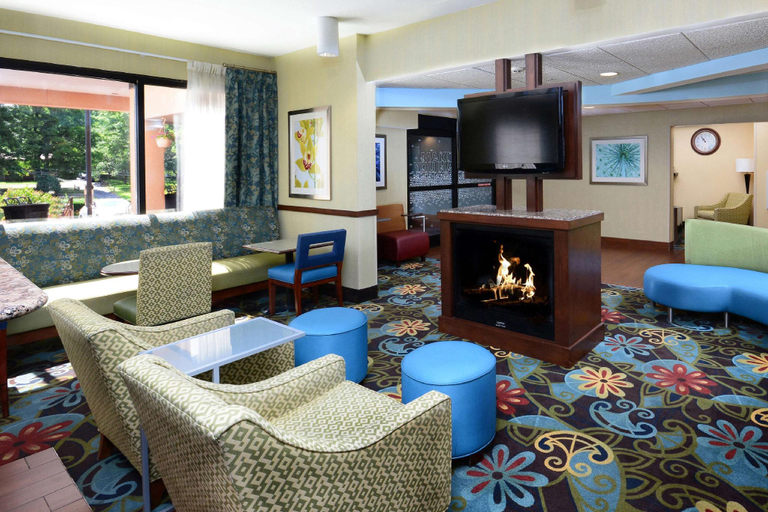 Public Area 2, Hampton Inn Charlotte North / Lake Norman, Mecklenburg