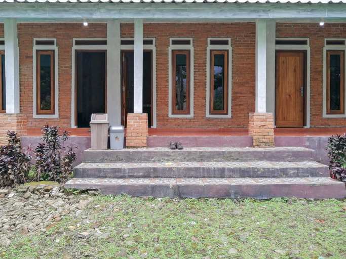 Exterior & Views 2, Homestay Curug Cigamea Syariah RedPartner, Bogor
