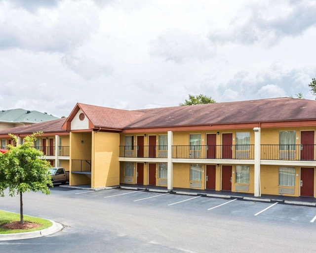 Others 2, Econo Lodge Coliseum, Charleston