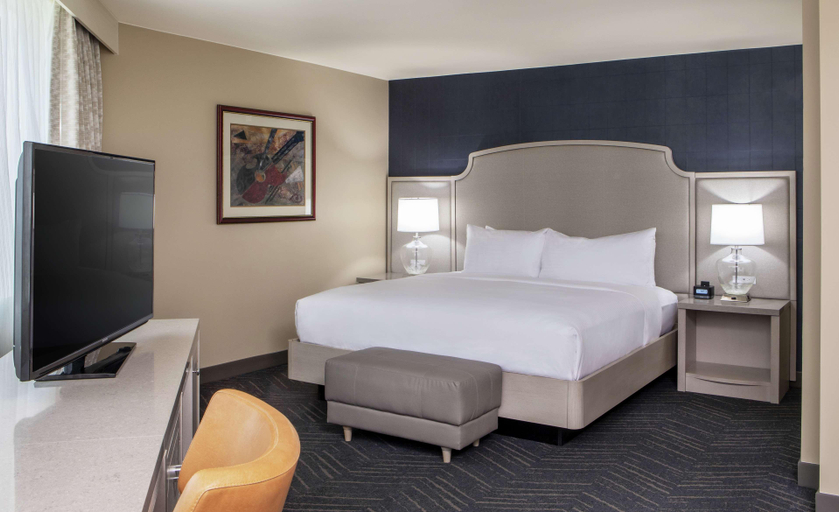 Bedroom 2, Doubletree By Hilton Hotel Nashville Downtown, Davidson