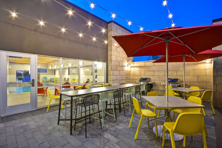 Food & Drinks 5, Home2 Suites by Hilton Plymouth Minneapolis, Hennepin