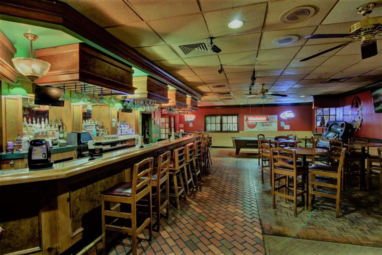 Food & Drinks 5, Ramada by Wyndham Macon, Bibb