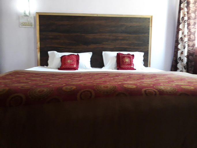 Bedroom 3, Hotel Plaza, Chhatarpur
