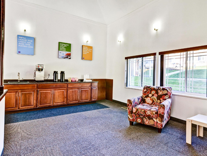Public Area 2, Quality Inn Coraopolis - Pittsburgh Airport, Allegheny