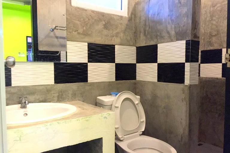 Bathroom 4, Sea Breeze Resort, Muang Rayong