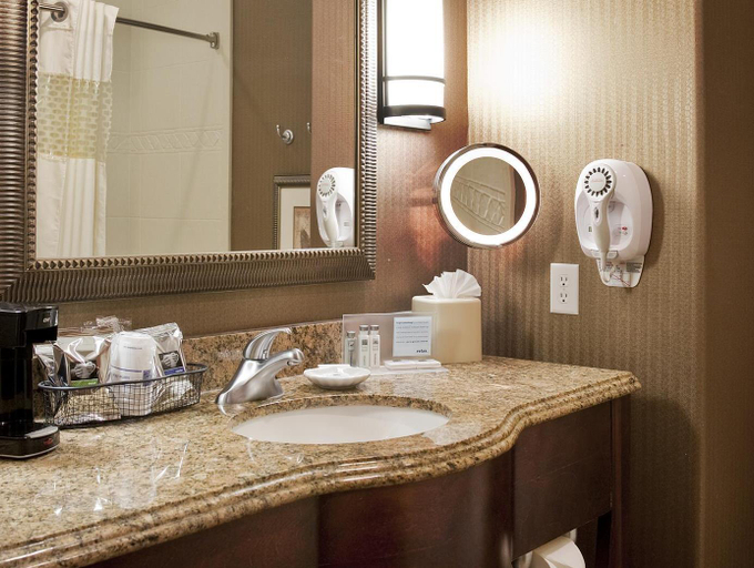 Bathroom 4, Hampton Inn & Suites Rockport-Fulton, Aransas