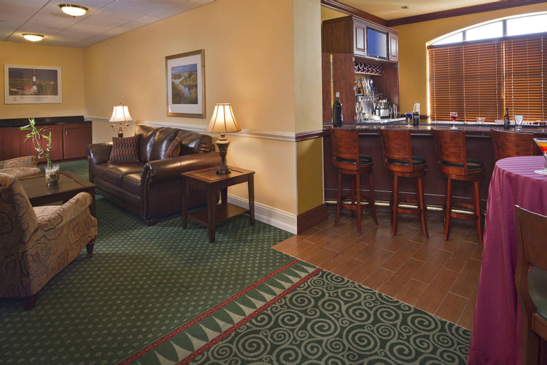 Public Area 3, Courtyard by Marriott Long Island MacArthur Airport, Suffolk