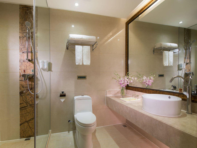 Bathroom 4, Vienna International Hotel Shanwei Xingye Road, Shanwei