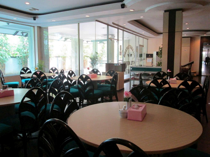 Others 4, Merpati Hotel, Pontianak