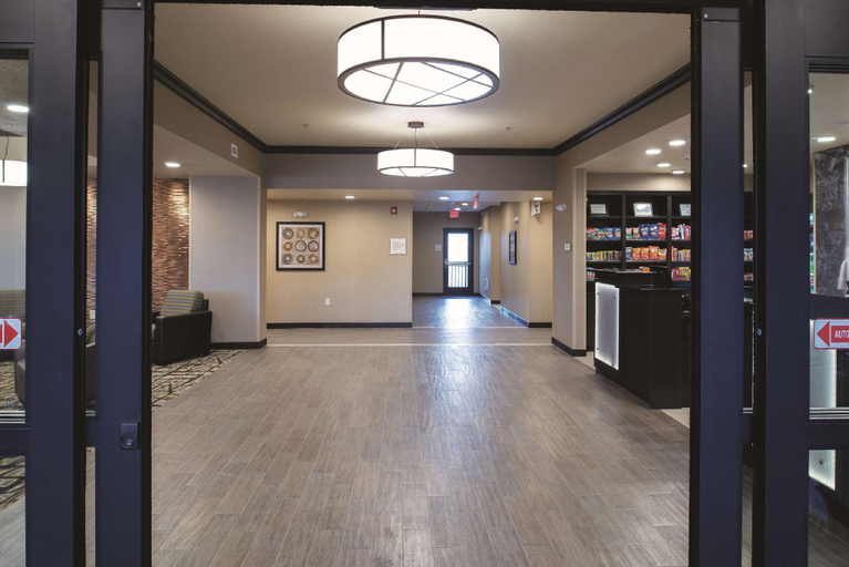 Public Area 2, La Quinta Inn & Suites by Wyndham Gillette, Campbell