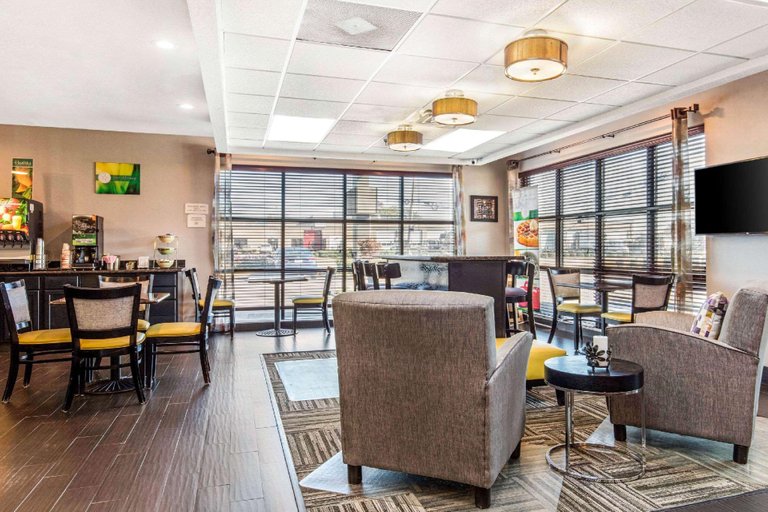 Food & Drinks 3, Quality Inn Memphis Airport, Shelby