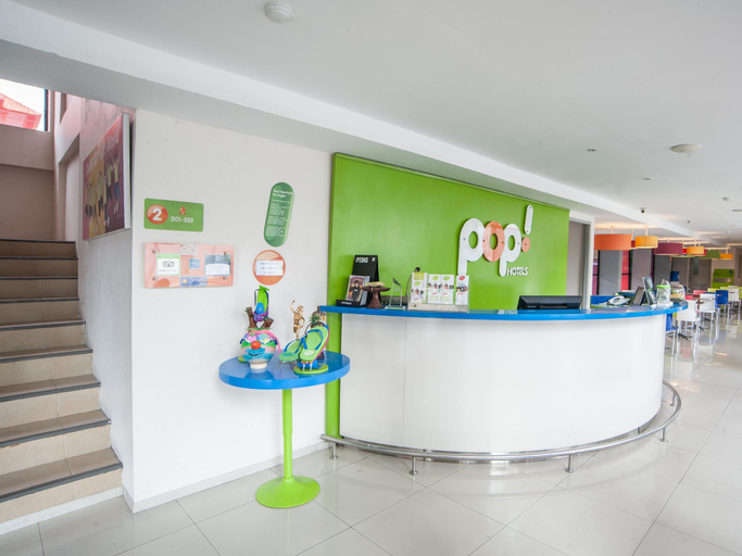 Public Area 4, POP! Hotel Kuta Beach, Badung