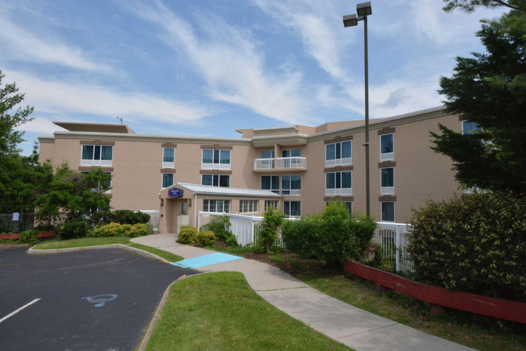 Exterior & Views 2, Hampton Inn Salem East-Electric Road, Salem