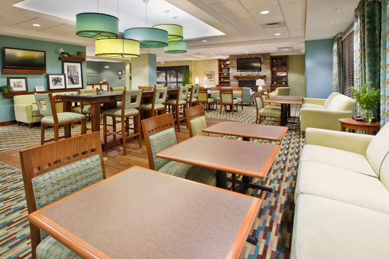 Food & Drinks 5, Hampton Inn by Hilton Bermuda Run Winston-Salem, Davie