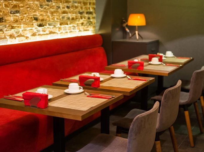Food & Drinks 5, Favori Hotel, Şişli