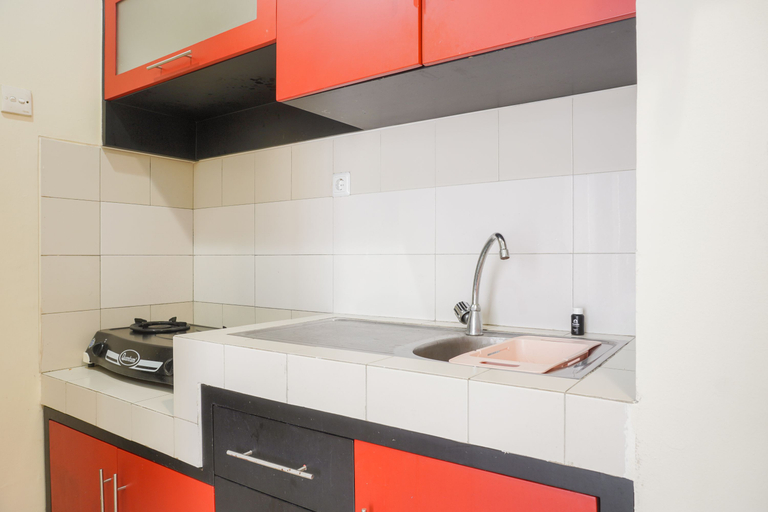 Others 4, Cozy Stay 1BR at Gardenia Boulevard Apartment By Travelio, Jakarta Selatan