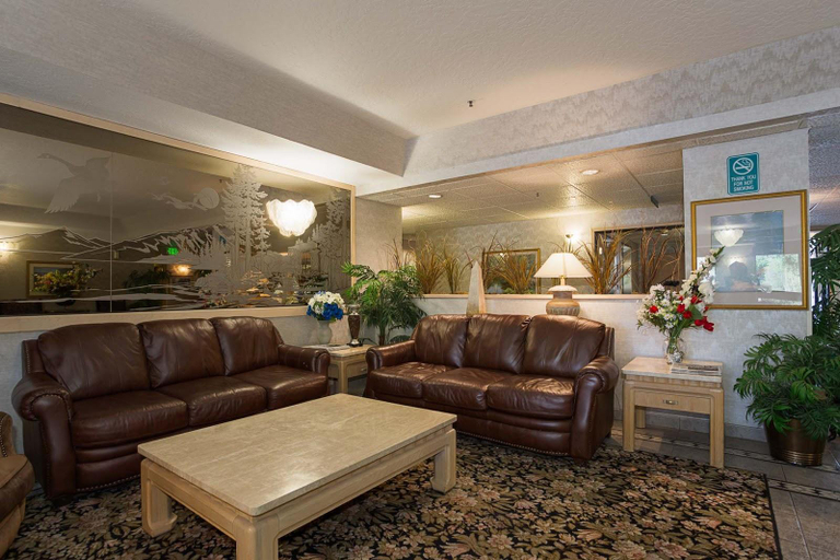 Public Area 2, Shilo Inn Portland Airport, Multnomah