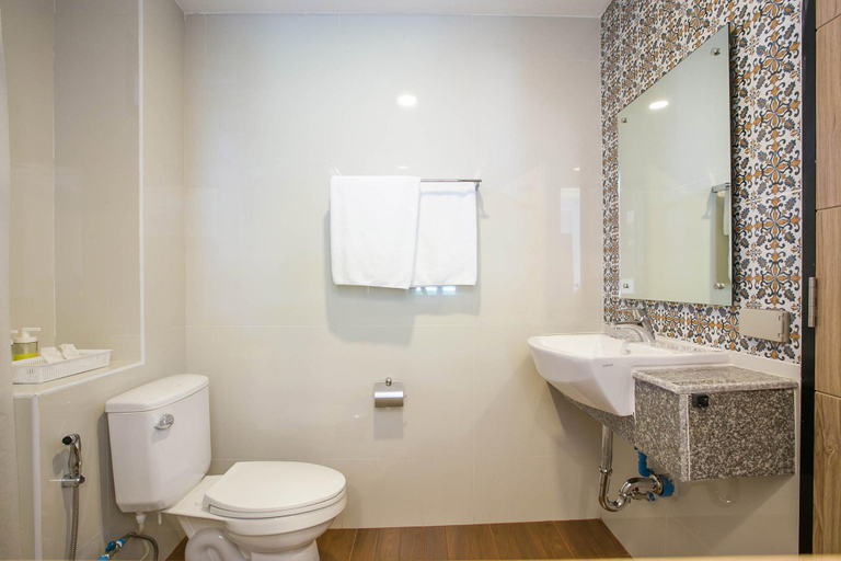 Bathroom 4, De Resto, Hat Yai