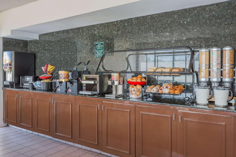 Others 4, Ramada by Wyndham Altamonte Springs Near I-4, Seminole