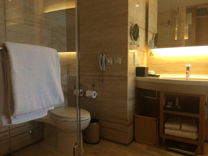 Bathroom 5, Marco Polo Parkside Hotel Beijing, Beijing