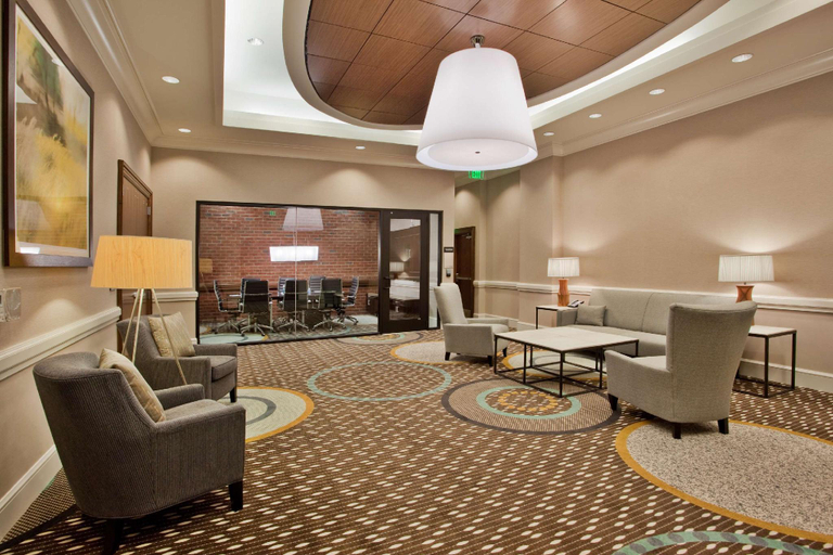 Public Area, Hampton Inn & Suites Chapel Hill-Carrboro/Downtown, Orange