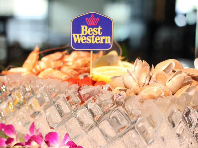 Food & Drinks 5, Nexus Regency Suites Hotel Subang Jaya, Klang