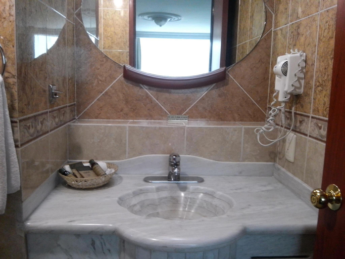 Bathroom 4, Best Western Plus Gran Marques, Toluca
