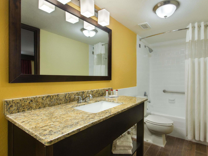 Bedroom, Tampa Westshore Airport South, Hillsborough