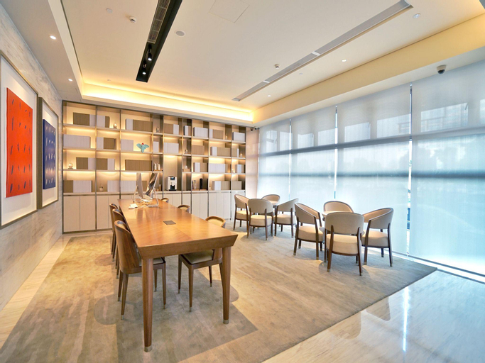 Food & Drinks 5, JI Hotel Shanghai Hongqiao National Convention and Exhibition Center Xujing, Shanghai