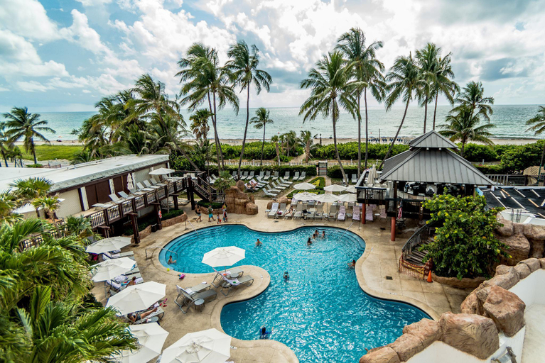 Sport & Beauty 5, The Alexander Ocean Front Resort, Miami-Dade
