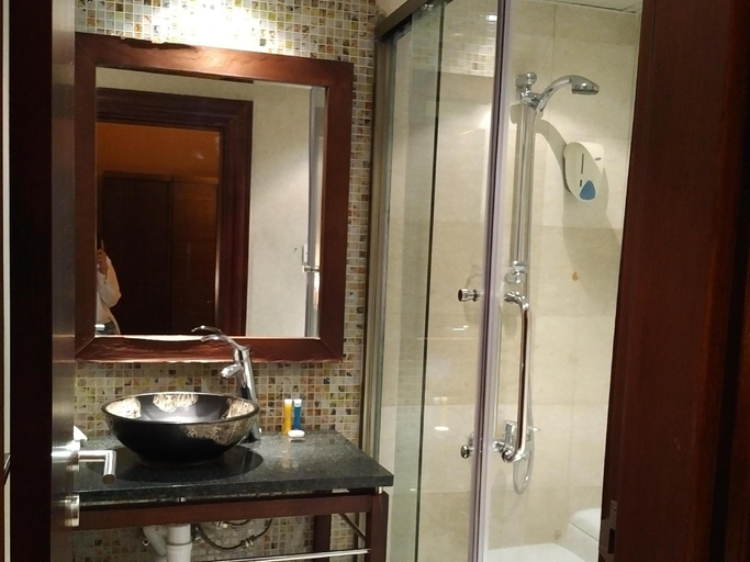 Bathroom 4, Le Jazz Hotel