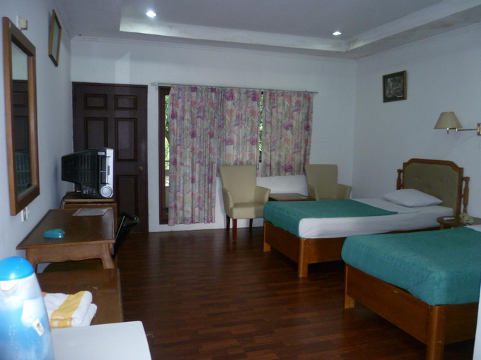 Bedroom 4, Intan Hotel by MyHome Hospitality, Purwakarta