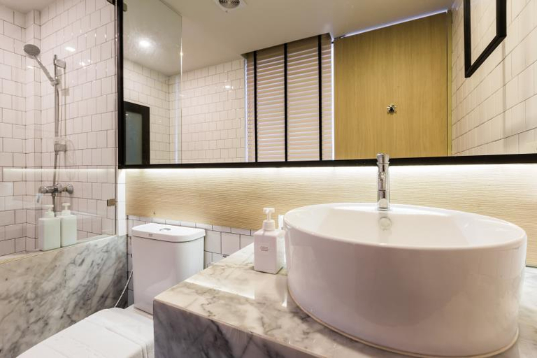 Bathroom 4, Snoozz Hotel - Hostel, Mueang Krabi