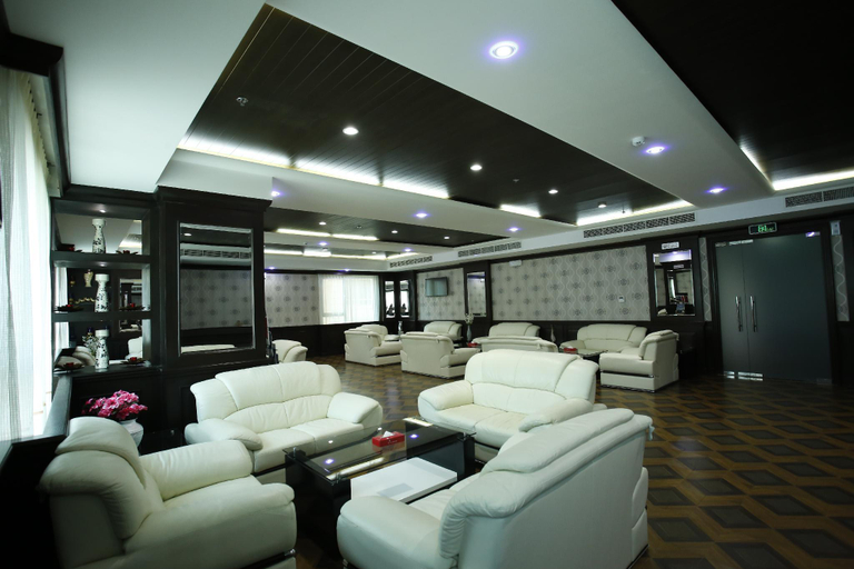 Public Area 2, Crystal Palace Hotel, Manama