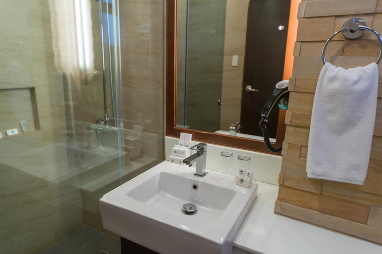 Bedroom 5, Grand Sierra Pines Hotel, Baguio City